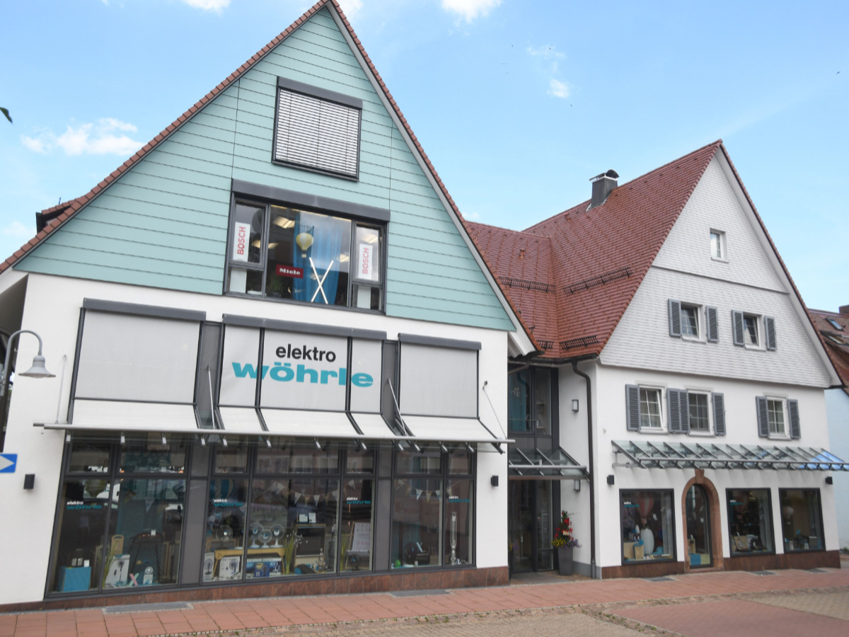 Unser Gebäude mit Ausstellung, Werkstatt, Büro